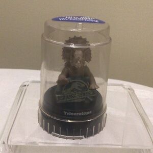 Good 2 Grow toppers pods Jurassic world Triceratops